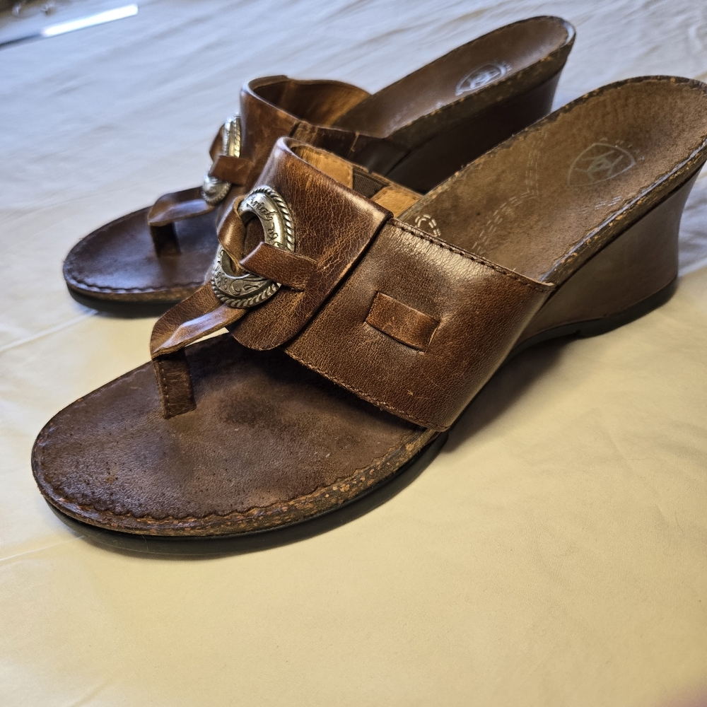 Ariat Brown Leather Wedge Sandals Size 7.5B with Silver Accent
